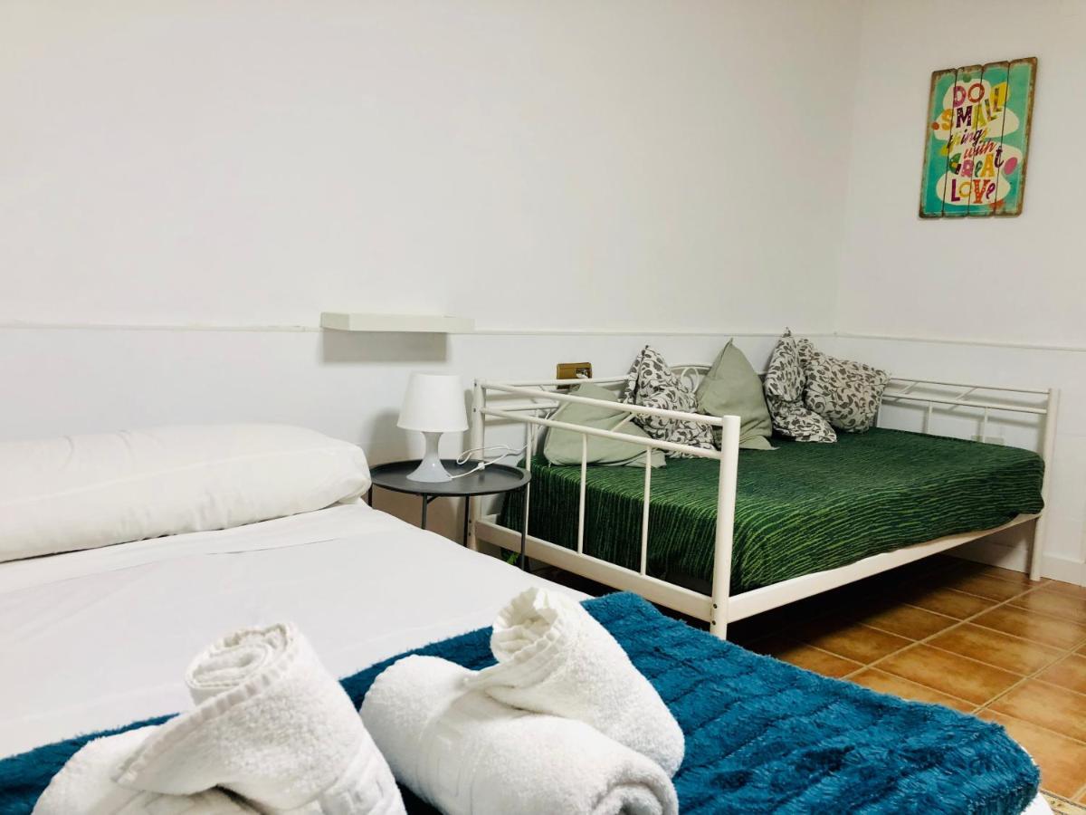 Altamalaga Apts Apartment Luaran gambar