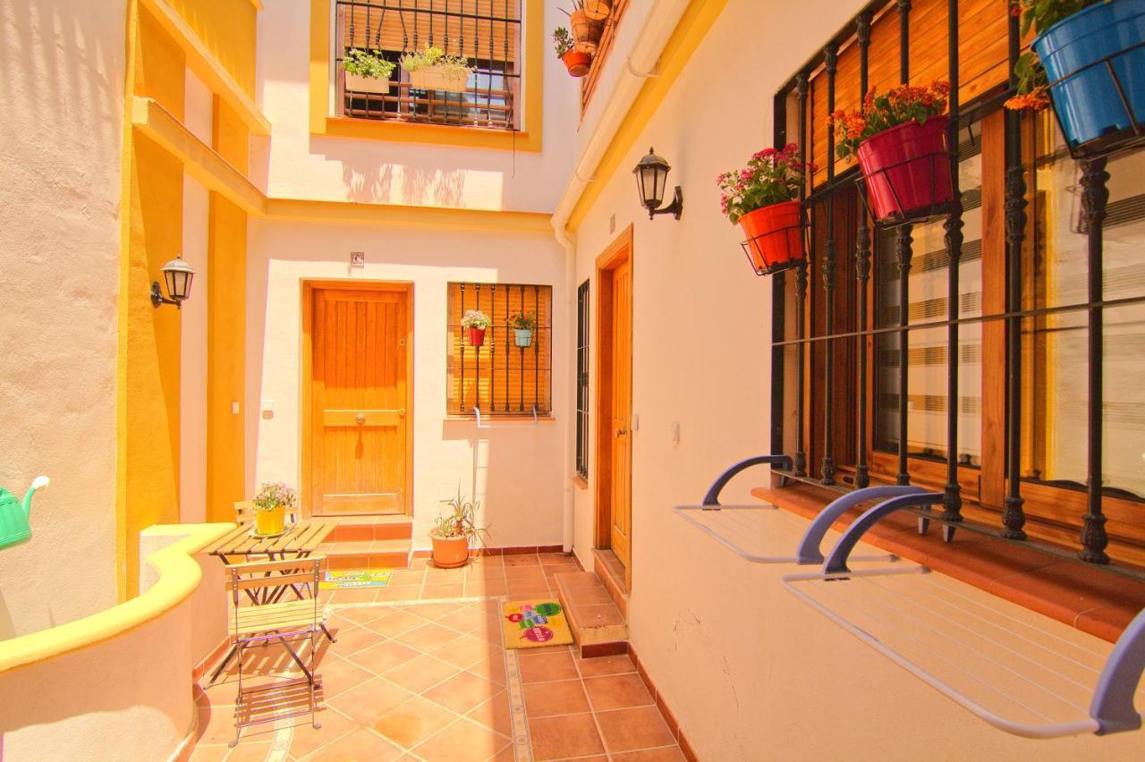 Altamalaga Apts Apartment Luaran gambar
